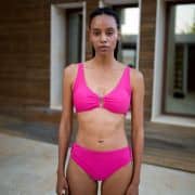 Bikini triangle avec anneaux rose