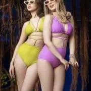 Bikini triangle violet