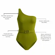 Une Pièce asymétrique avec ceinture